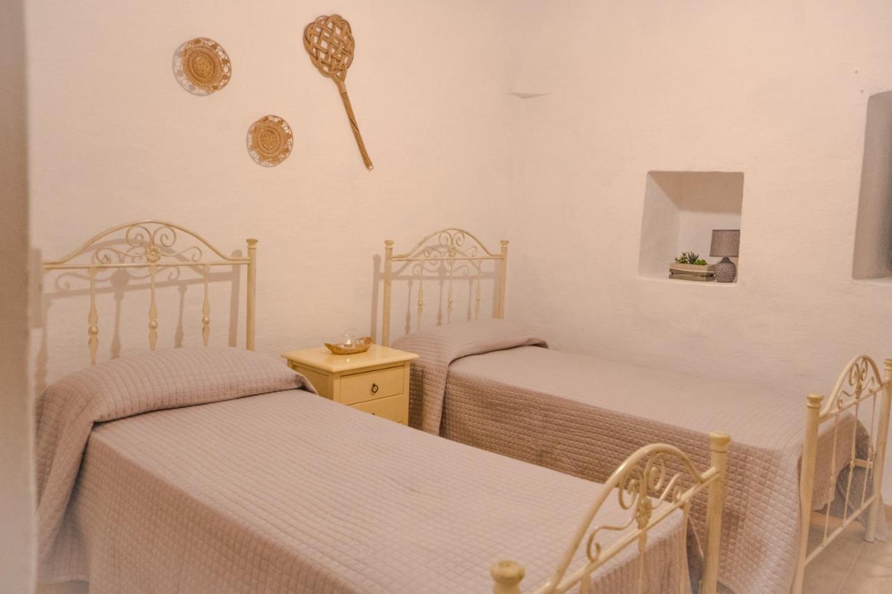 I Trulli Di Caterina - Casa Vacanza Privata Martina Franca Eksteriør billede
